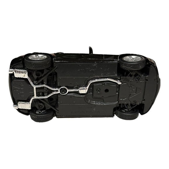 Maisto Model Car Mercedes Benz SLK Black 1:18 Scale Model Car Diecast Model Car - Picture 6 of 6